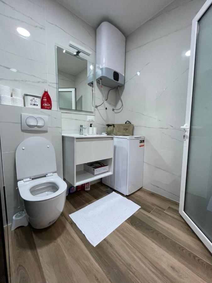Charm Apartment Petrovac Bagian luar foto
