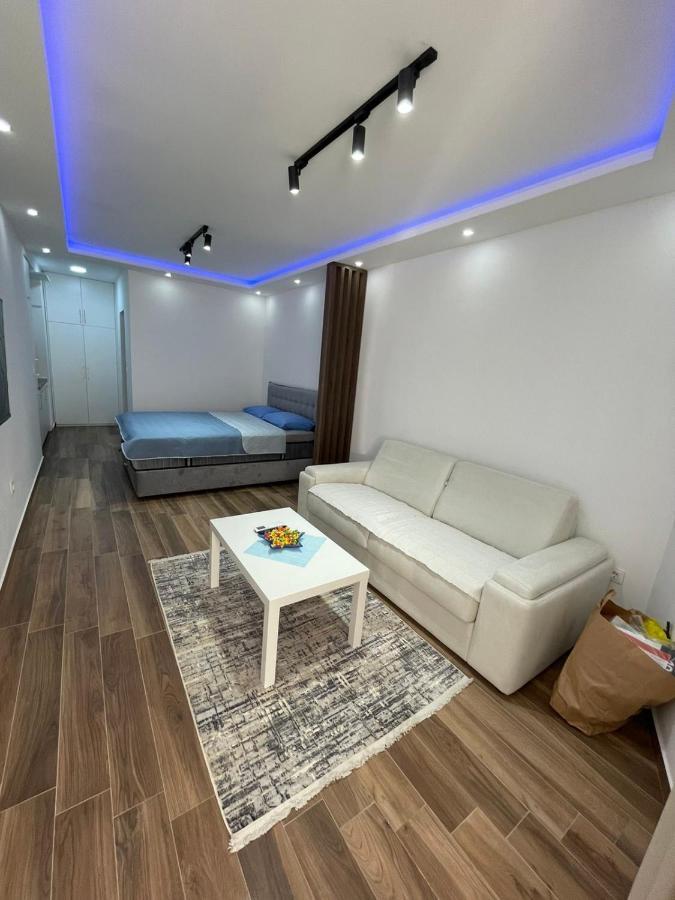 Charm Apartment Petrovac Bagian luar foto