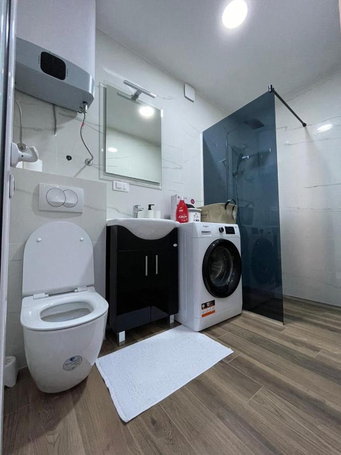 Charm Apartment Petrovac Bagian luar foto