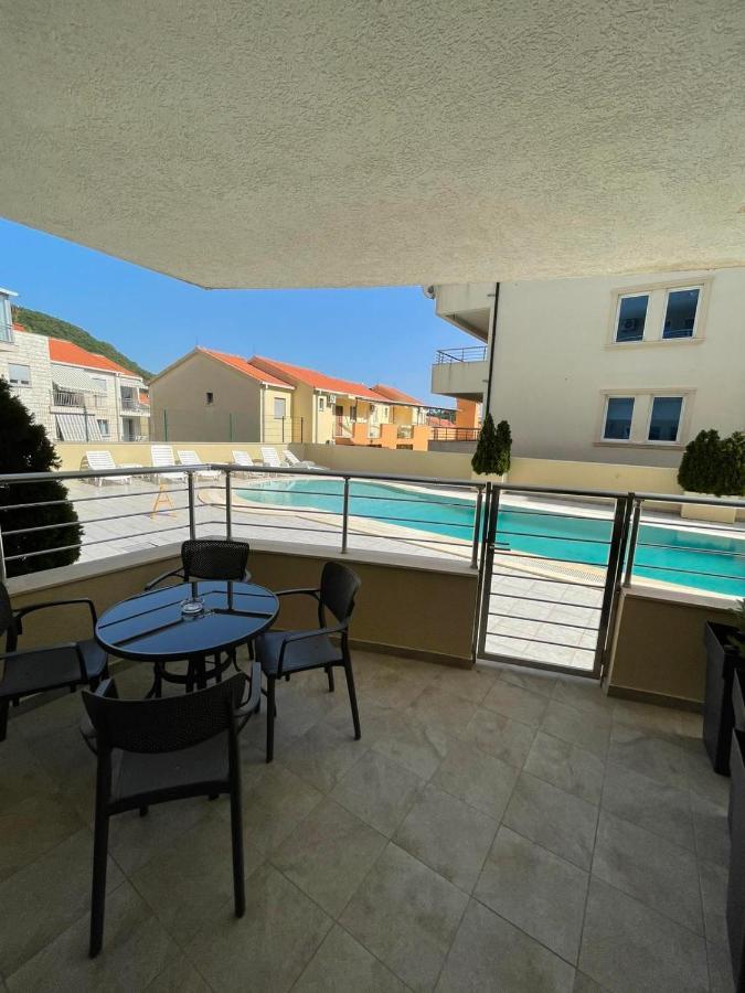 Charm Apartment Petrovac Bagian luar foto